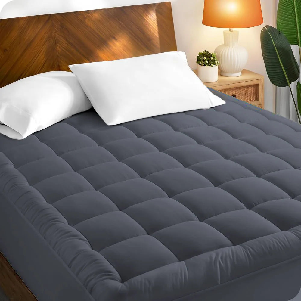 Queen Mattress Topper for Body Pain Relief, 450GSM Extra Thick Mattress Pad Cover with Elastic Pocket, fiber Bed Topper