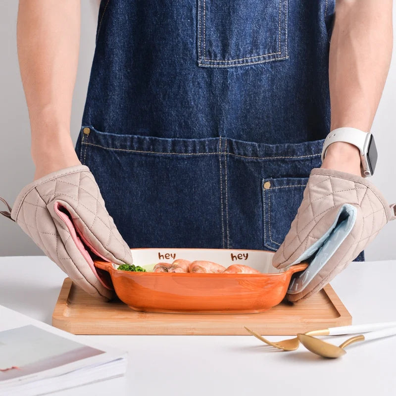 Fish Shaped Silicone Anti Scald Oven Gloves