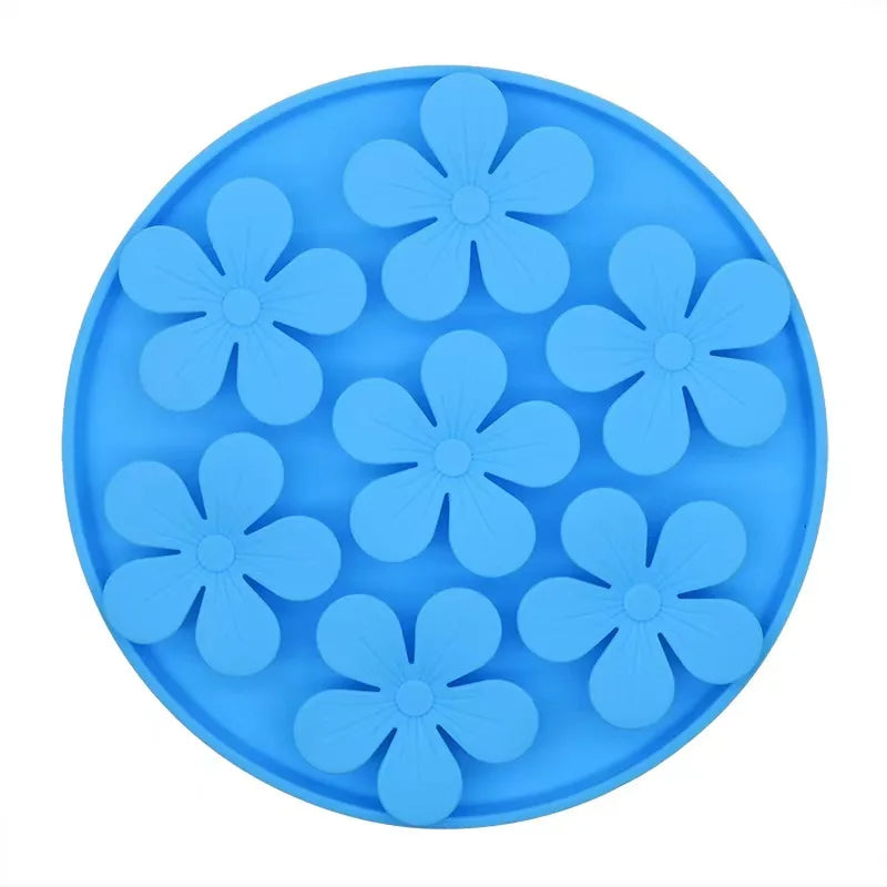 Silicone Slow Feeder Mat for Cats & Dogs – Suction Cup Lick Pad and Treat Dispensing Food Bowl
