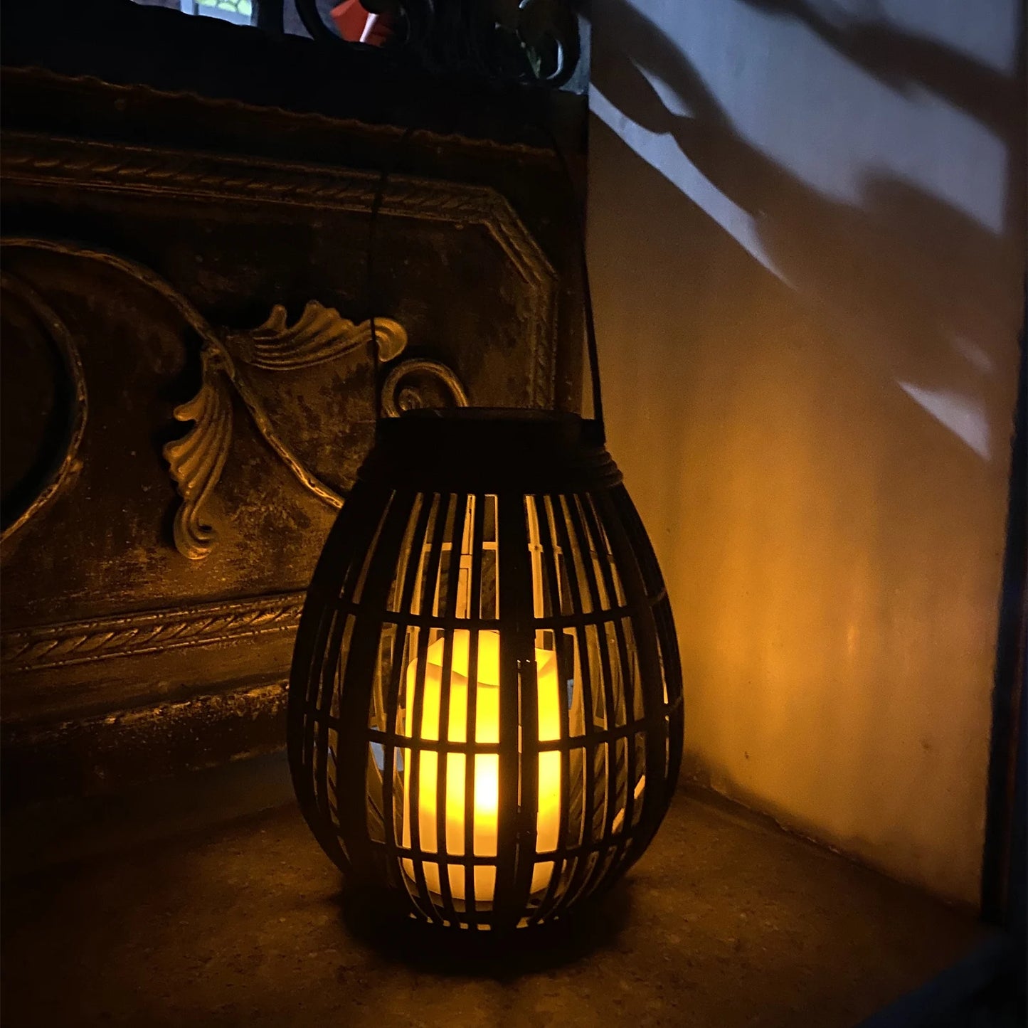 Solar Garden Lantern LED Outdoor Solar Lantern Waterproof Decorative Rattan Lantern For Patio Pathway Courtyard