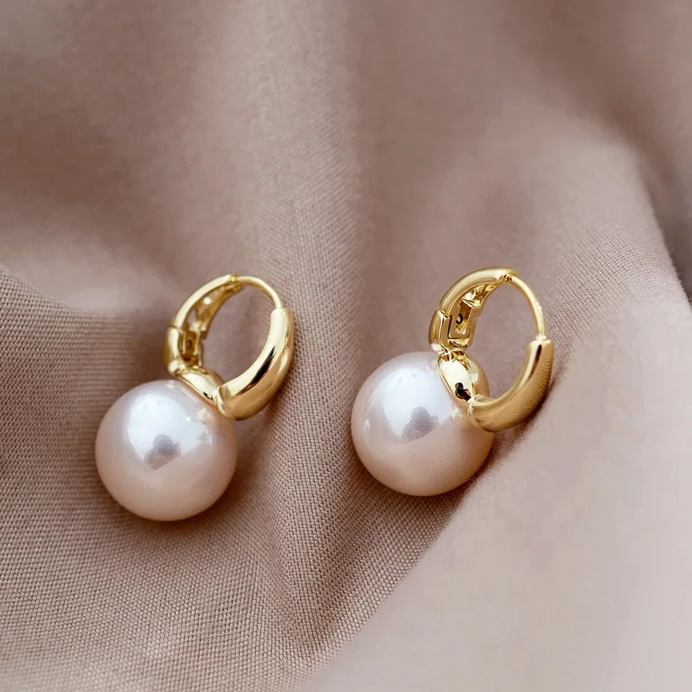 Silver Pearl Earrings