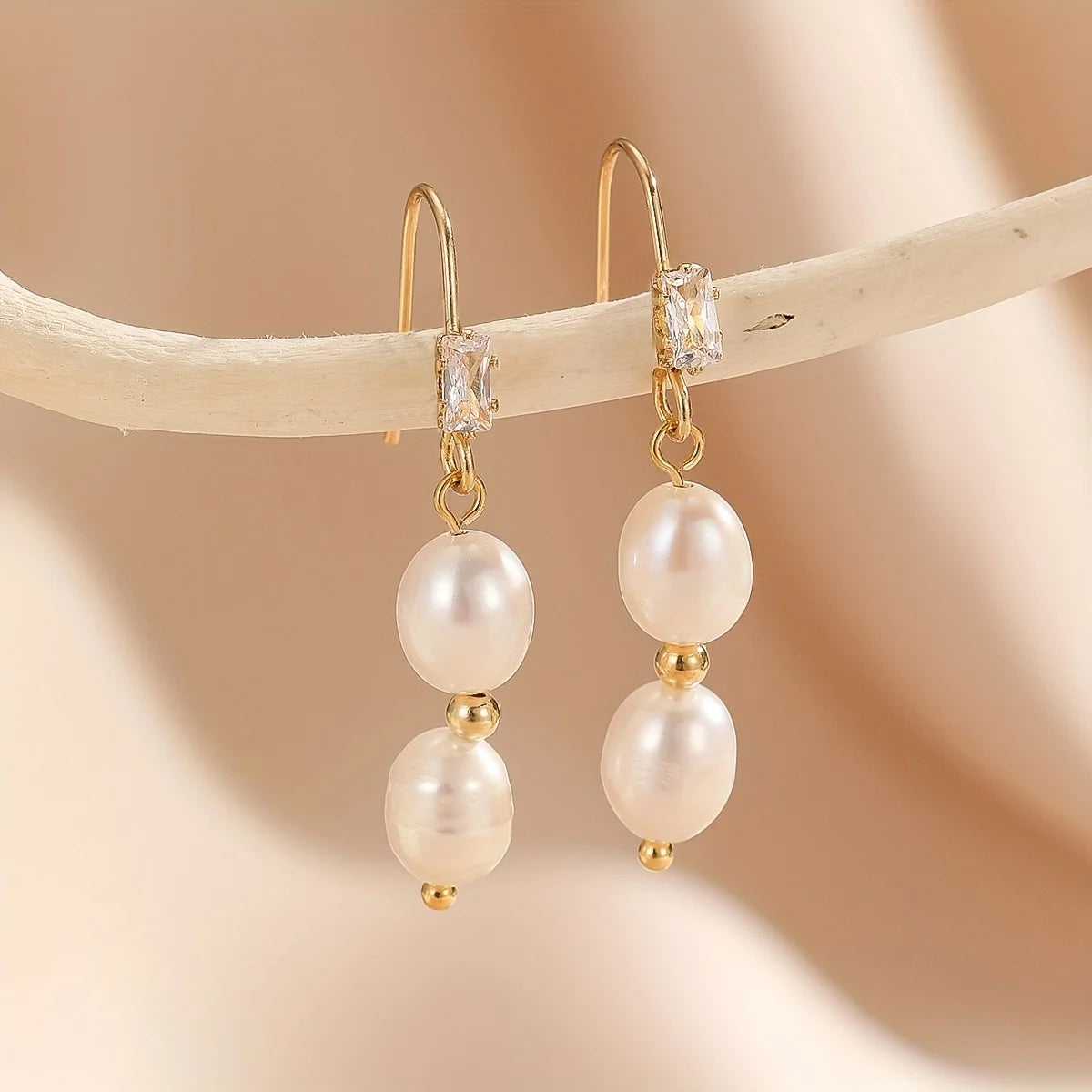 Silver Pearl Earrings