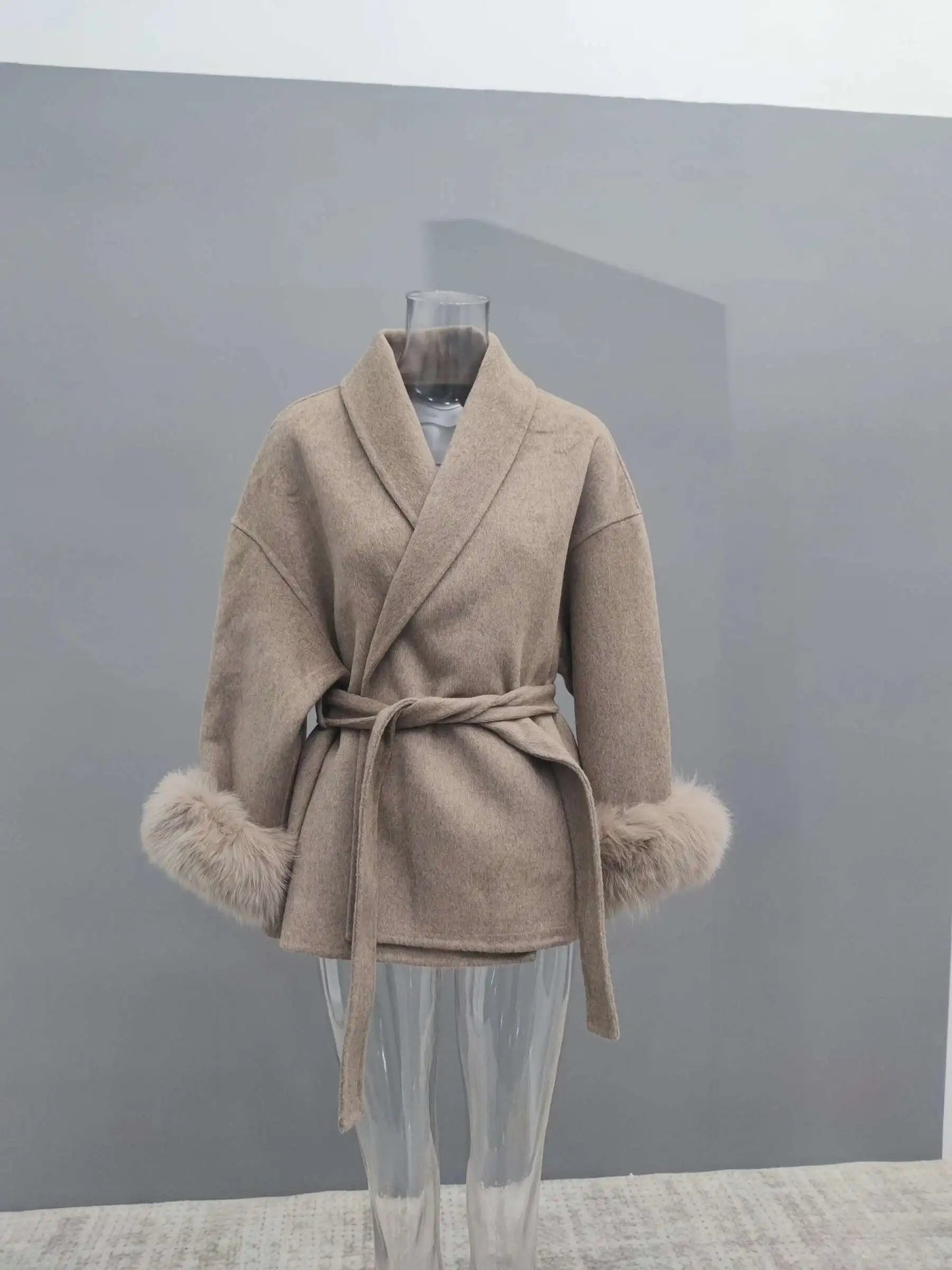 Elegant Women's Coat