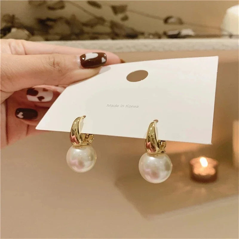 Silver Pearl Earrings