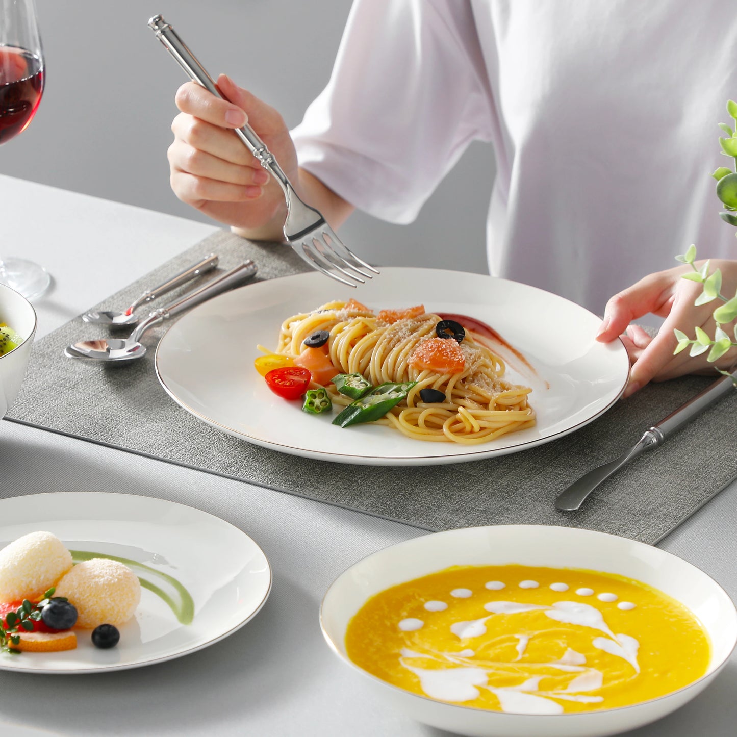 MALACASA NORI 16/32-PIECE Nordic European White Bone China Tableware Set with Bowl,Dinner&Dessert&Soup Plate Set for 4/8 person