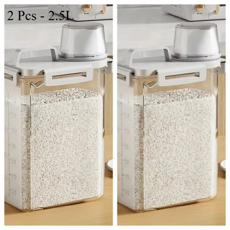 2.5L Food Grain Storage Box - Four Buckle Sealed Food Grade Container with Scale & Measuring Cup for Rice Grains 29x15x8.5cm Kitchen Utensils
