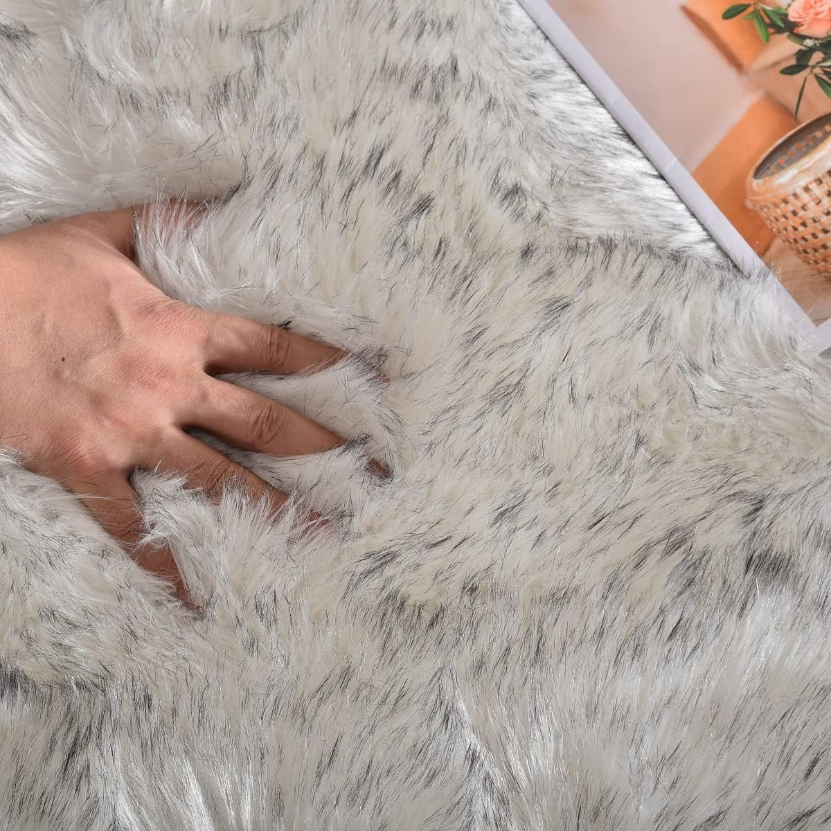 White And Grey Area Rugs 9X12 Living Room Large Washable Faux Fur Rugs For Bedroom Nursery Shaggy Sheepskin Fur Rectangle Rug