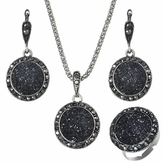 Black Stone Resin Necklace Set