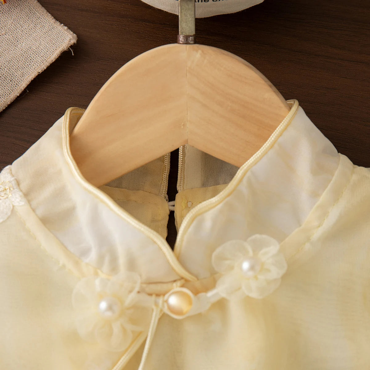 Chinese Style Cheongsam Toddler Dress Yellow Flower Embroiderey Fly Sleeve Yarn Dress Elegant Girl Party Dress