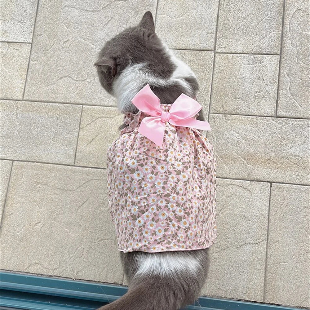Summer Green Sphynx Cat Suspender Skirt Love Flower Pet Princess Dresses for Cats Gotas Katten Kedi Dog Dress mascotas Clothes