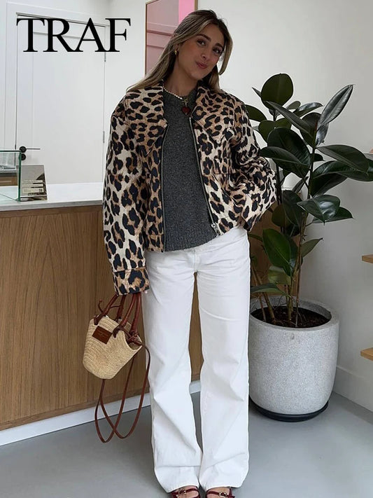 TRAFZA Vintage Casual Women Jackets Leopard Print Zippers Turn-down Collar Short Coats New Fashion 2024 Spring Holiday Jackets
