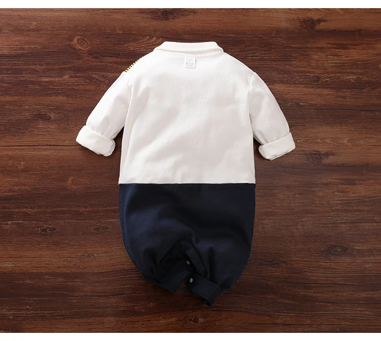 Newborn Clothes Handsome Airplane Long Dress Cotton Soft 0-18 Boys And Girls Spring andAutumn Long Sleeved Baby Jumpsuit