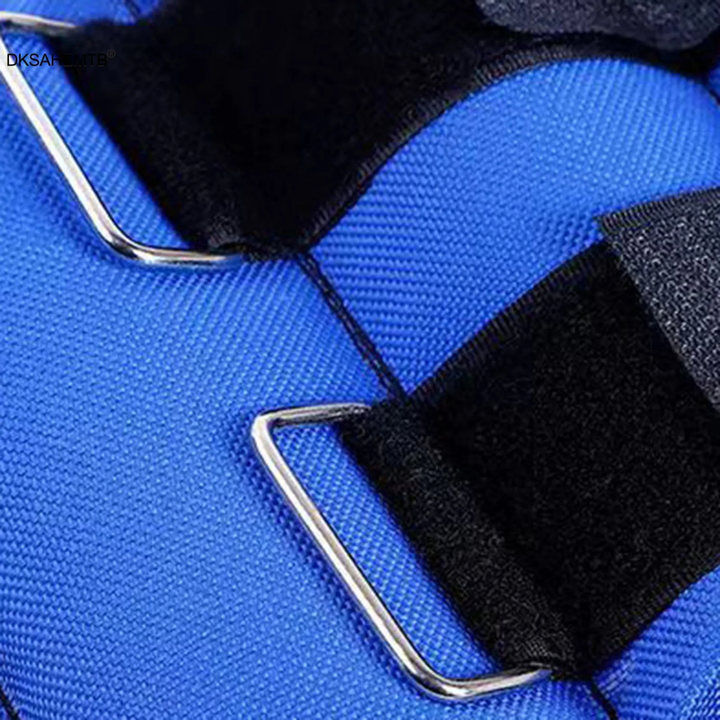 Sandbag With Adjustable Elastic Fasteners