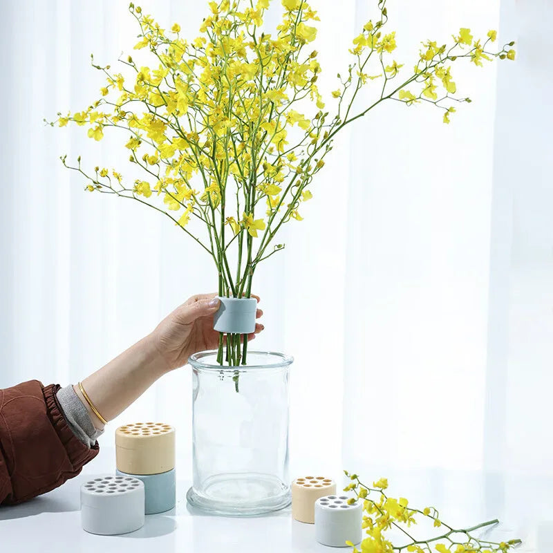 2 PCS Spiral Stem Holder Plastic Spiral Flower Arrangement Stem Holder DIY Bouquet Floral Arranger for Vase Flower Arrangement