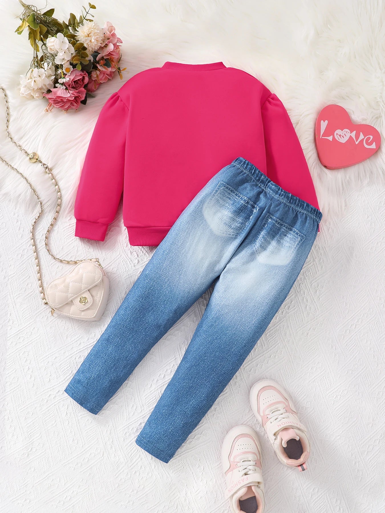 2 sets pink LOVE printed round