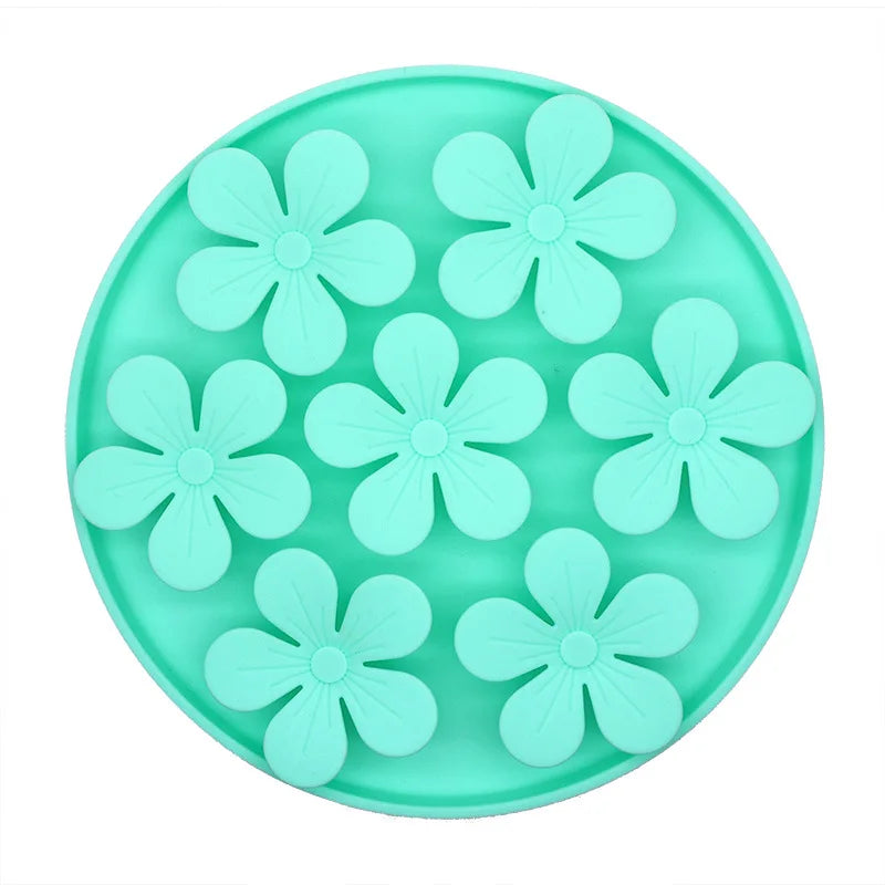 Silicone Slow Feed Mat for Cats & Dogs – Suction Cup Lick Pad and Treat Dispenser for Healthy Eating