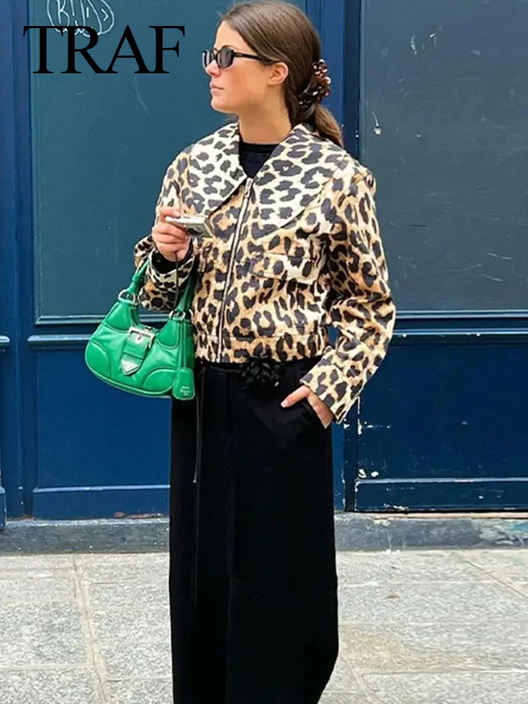 TRAFZA Vintage Casual Women Jackets Leopard Print Zippers Turn-down Collar Short Coats New Fashion 2024 Spring Holiday Jackets