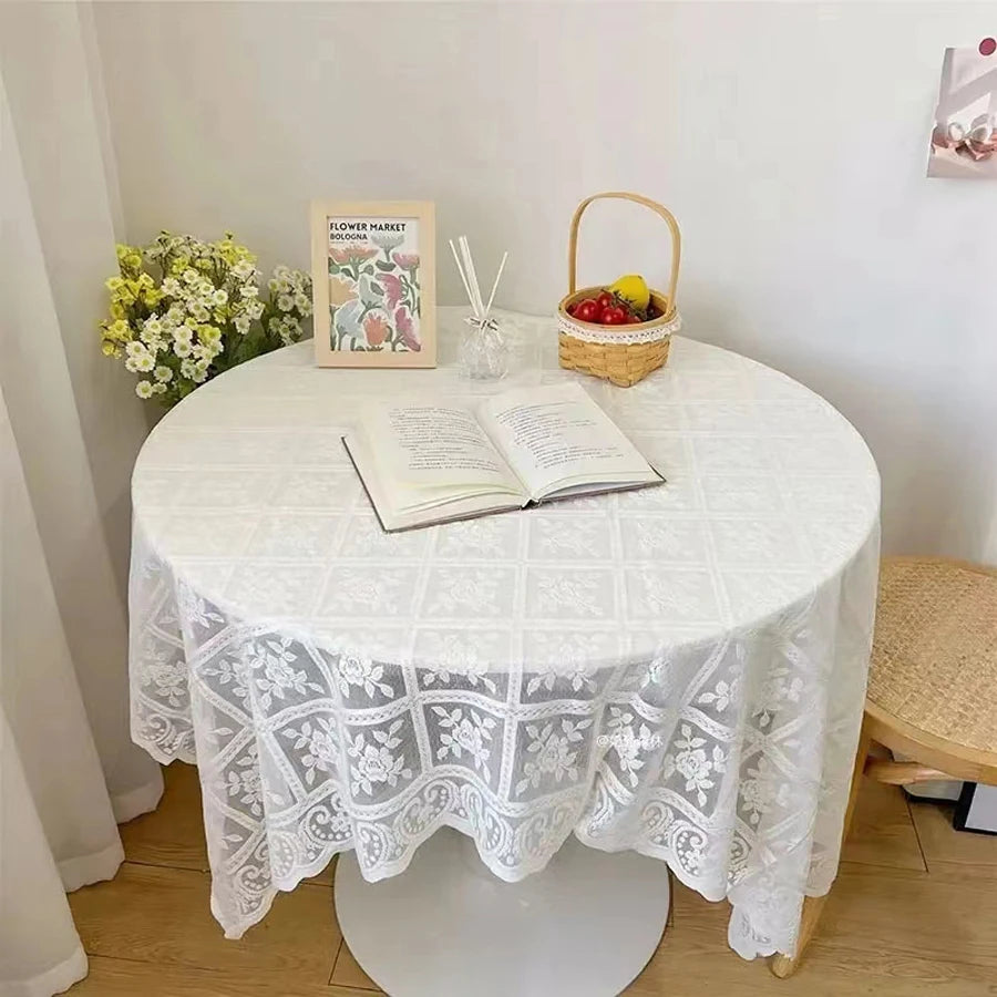 100% Polyester Embroidered Lace Table Cloth