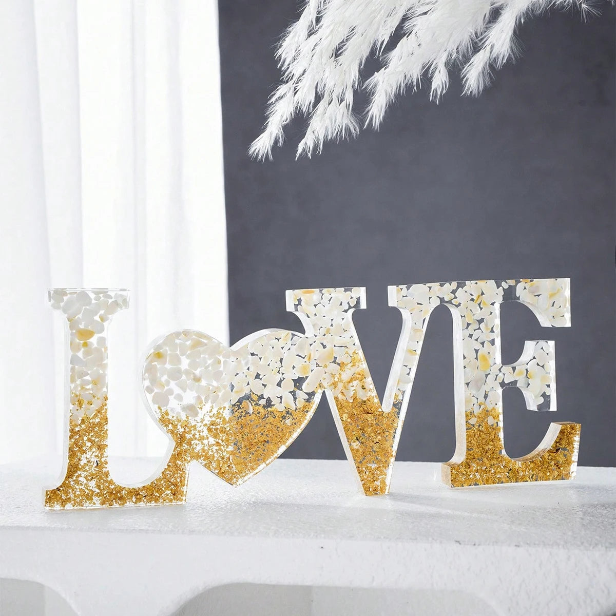 1pc, 7.7*3/7.9*.3 inch resin material creative LOVE letter ornaments, modern creative design decorative crafts