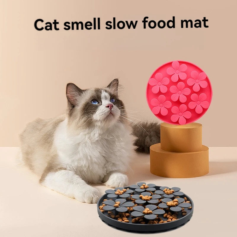 Silicone Slow Feed Mat for Cats & Dogs – Suction Cup Lick Pad and Treat Dispenser for Healthy Eating