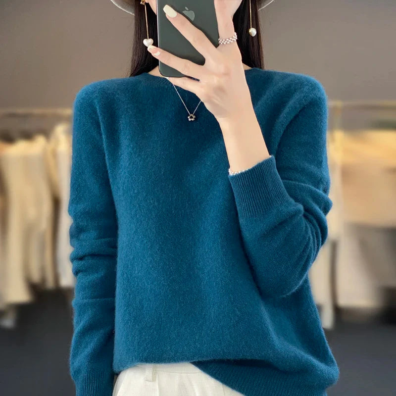 100% Merino Wool Women’s Sweater – Soft Cashmere-Feel O-Neck Pullover, Autumn/Winter Warm Knit Top (14 Colours)