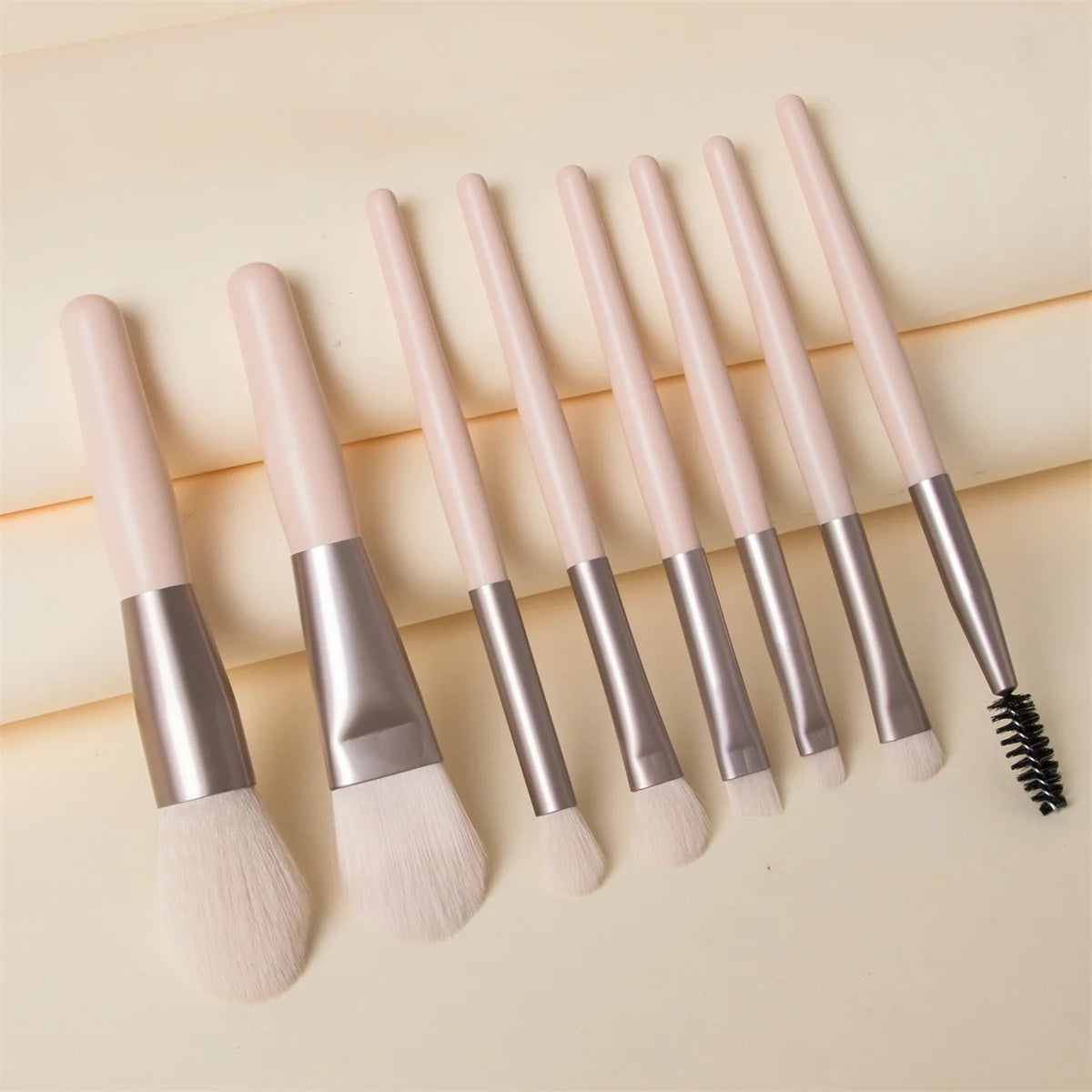 8Pcs Soft Fluffy Makeup Brush Set