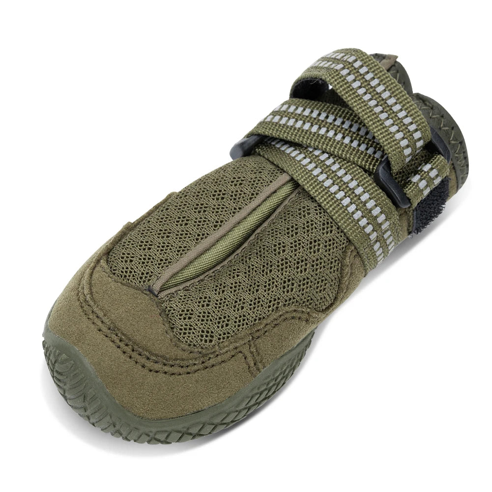 Winhyepet Dog Shoes Warm 4PCS Boots Waterproof Anti-slip Pet Wear for Walking Traveling Protecting Feet High Quality Dogs Shoes