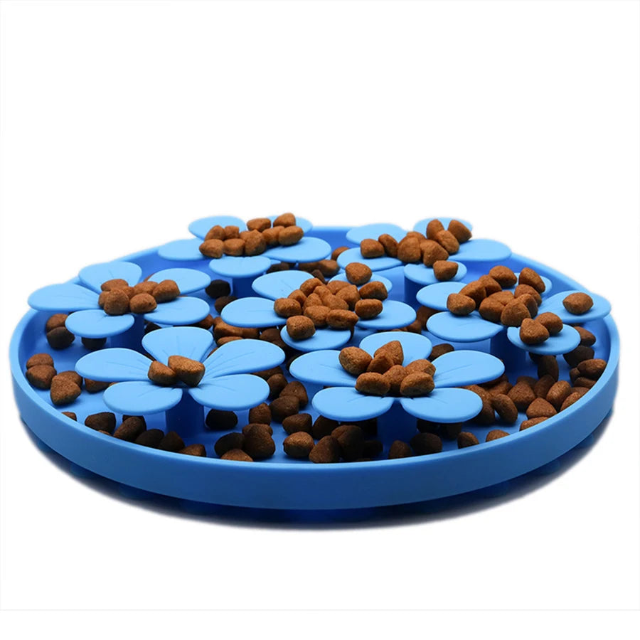 Silicone Slow Feed Mat for Cats & Dogs – Suction Cup Lick Pad and Treat Dispenser for Healthy Eating