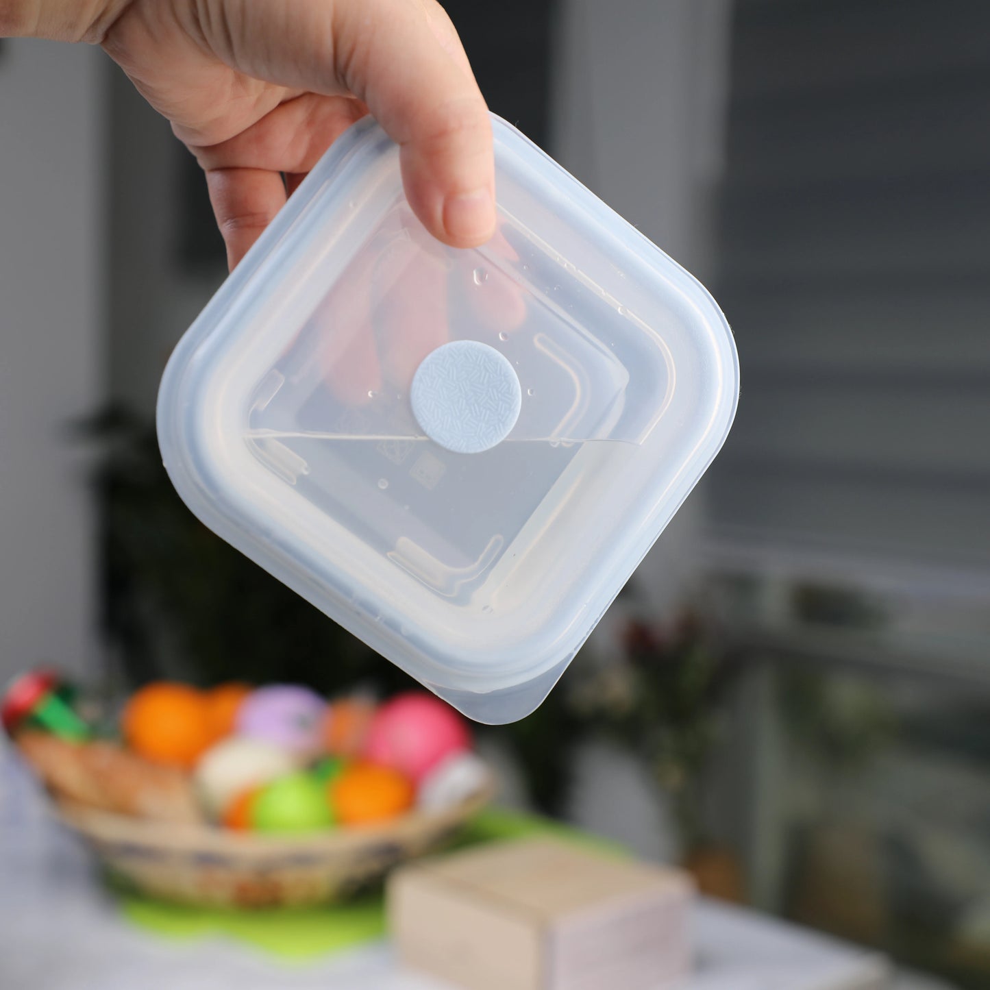Silicone Snack Containers for Kids Food Containers with Lids, Fruit Container for Lunch, Foldable Lunch Container for Kids