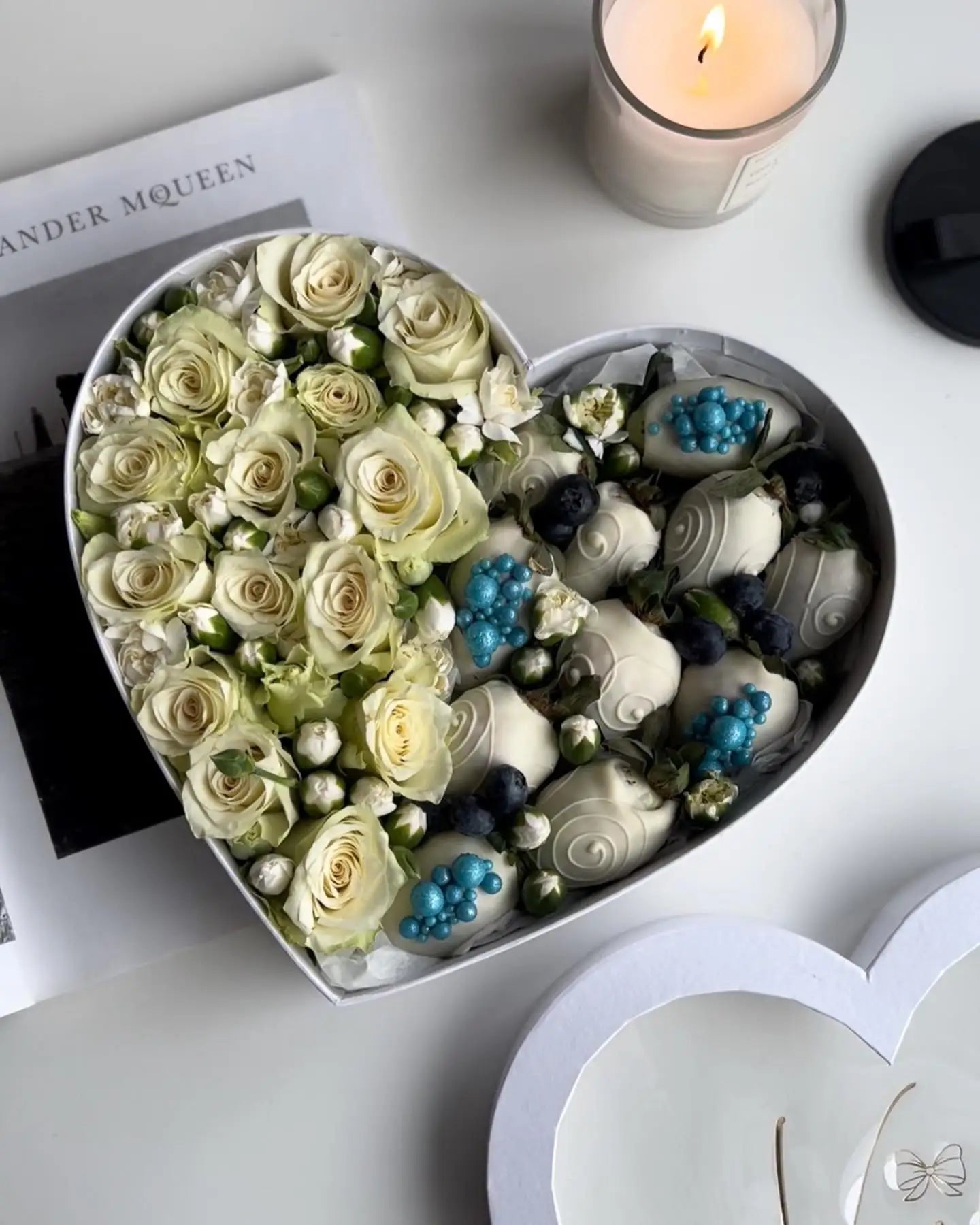 Empty 31x31cm Large Mothers Day Chocolate Sweets Charcuterie Packaging Heart Shaped Gift Box With Window