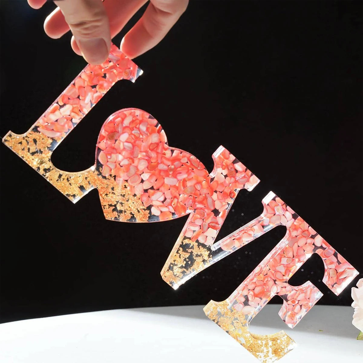 1pc, 7.7*3/7.9*.3 inch resin material creative LOVE letter ornaments, modern creative design decorative crafts