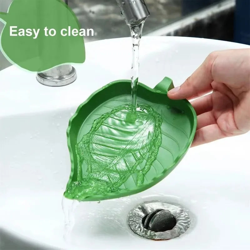 Leaf-Shaped Plastic Reptile Feeder – Small Pet Food & Water Tray for Turtles and Aquarium Habitats