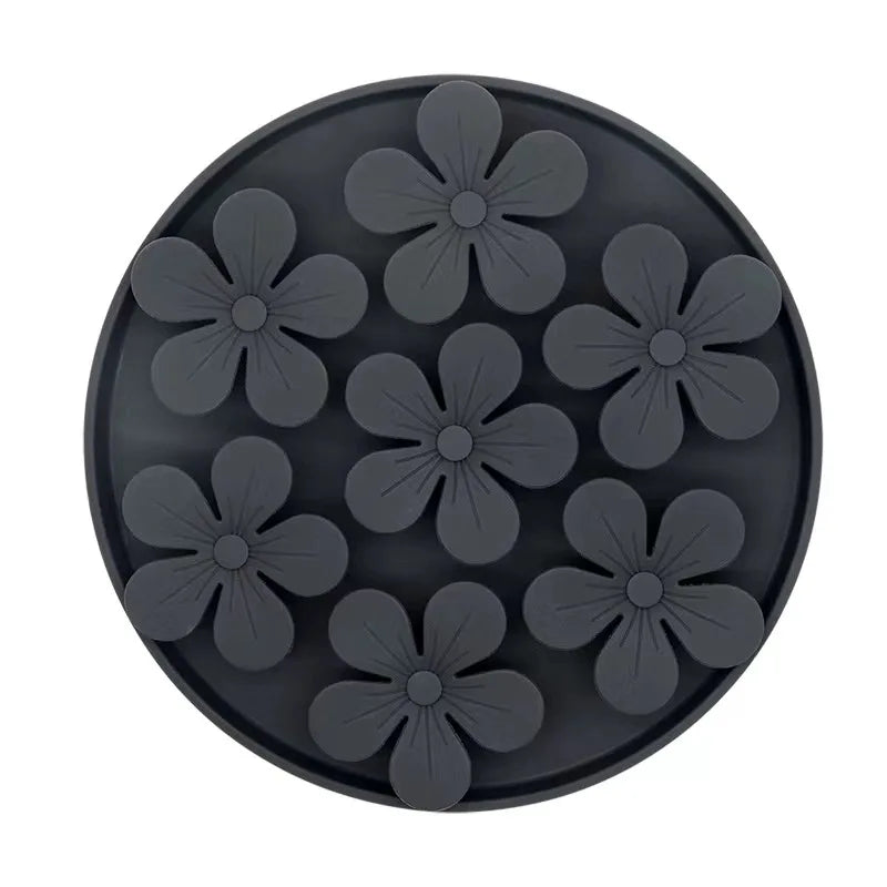 Silicone Slow Feeder Mat for Cats & Dogs – Suction Cup Lick Pad and Treat Dispensing Food Bowl