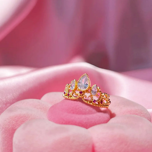 Charm Rapunzel Crown Ring