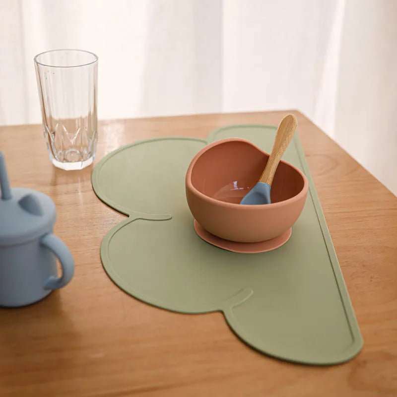 Silicone Pet Feeding Mat – Non-Stick, Waterproof Food & Water Bowl Pad for Dogs and Cats