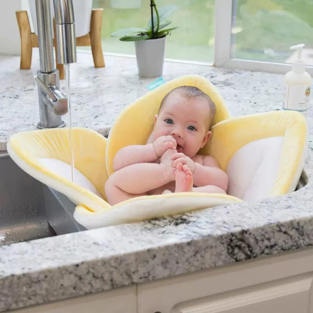 Blooming Bath Lotus Baby Bath Seat For Babys Bathing Comfort Baby Sink Bathtub Mat Not Easily Deformed Cushion Safe Flower Seat