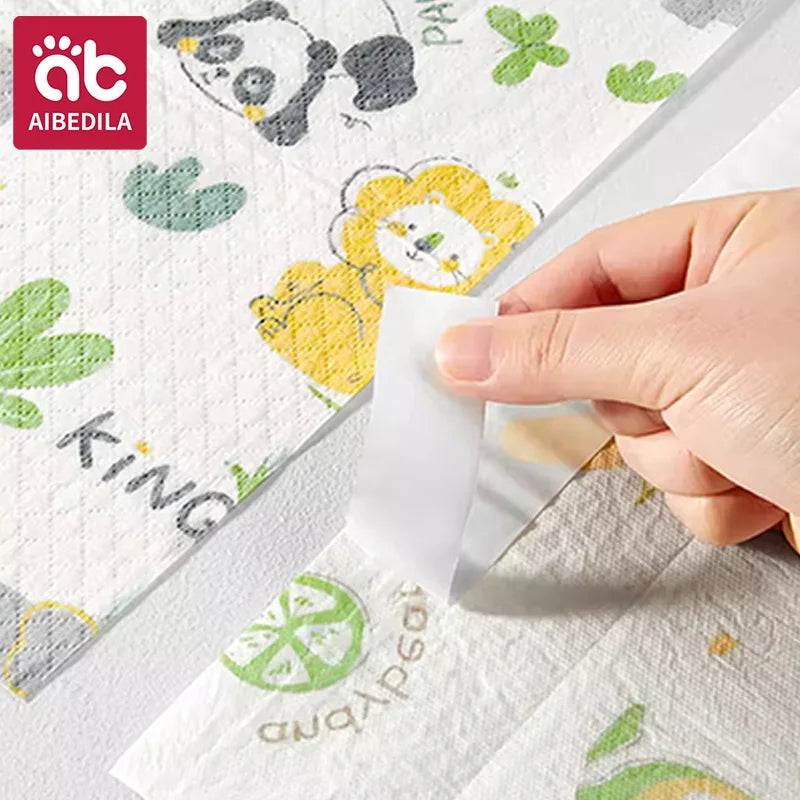 AIBEDILA Baby Disposable Table Mats Oilproof Waterproof Sticky Placemats Cute Animal Design Portable Dining Pads for Toddlers