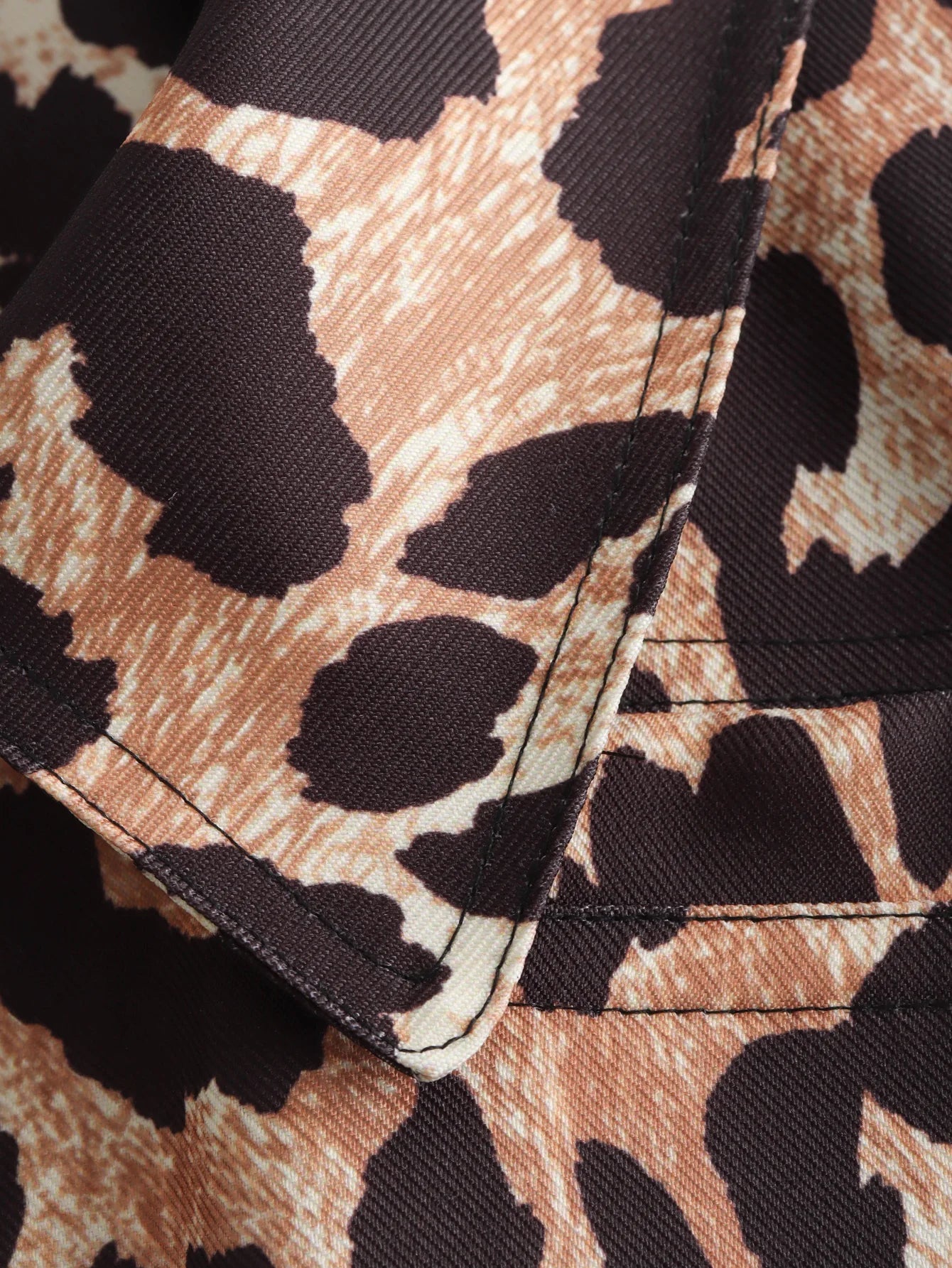 TRAFZA Vintage Casual Women Jackets Leopard Print Zippers Turn-down Collar Short Coats New Fashion 2024 Spring Holiday Jackets