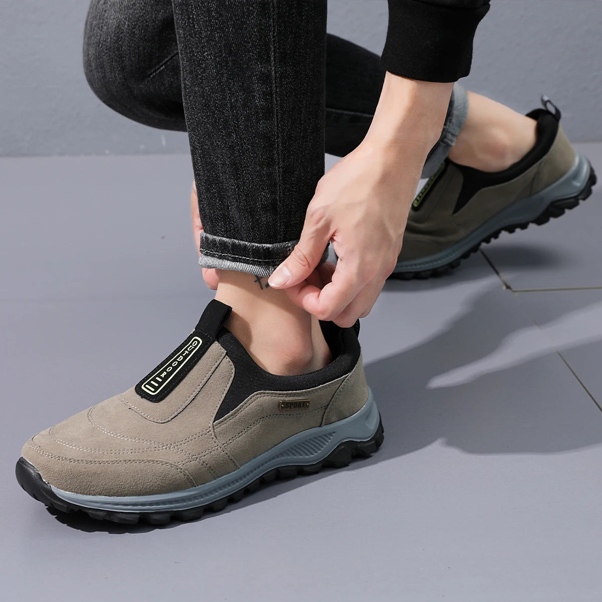 MAEDEF Classic Fashion Men's High Quality Running Shoes Breathable Soft Comfortable Casual Anti-slip Outdoor Walking Sport Shoes
