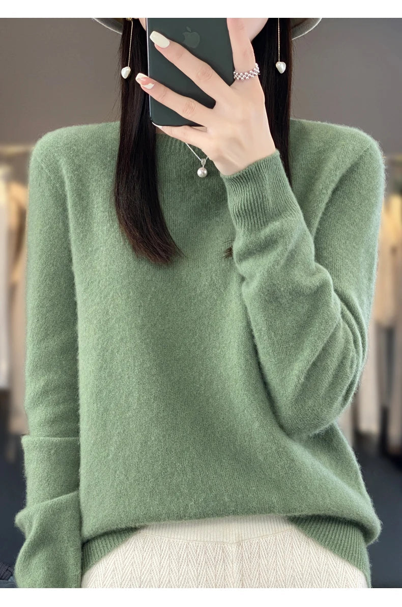 100% Merino Wool Women’s Sweater – Soft Cashmere-Feel O-Neck Pullover, Autumn/Winter Warm Knit Top (14 Colours)