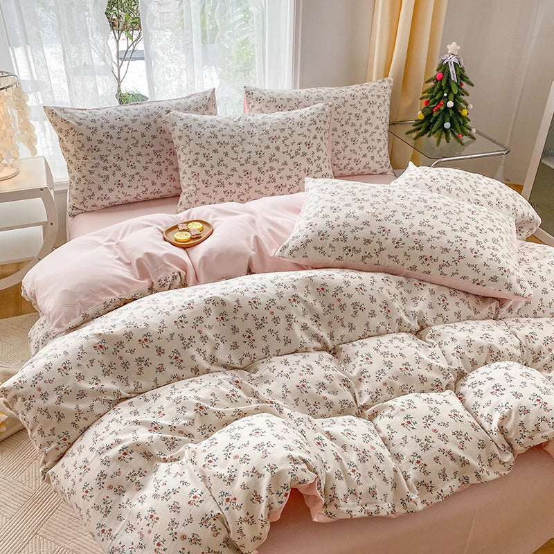 3-piece Cartoon Heart-shaped  Duvet Cover & Pillowcases