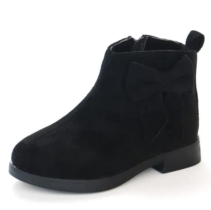 2023 Girls Boots Leather Sport Shoes For Girls Children Warm Boots Fashion Soft Bottom Princess Snow Boots Kids Sneakers