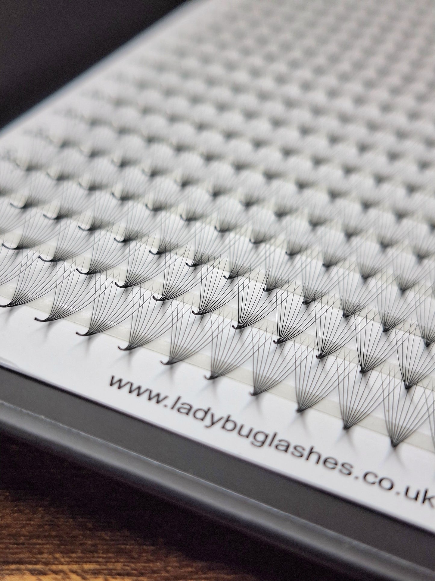 Platinum Promade Tray Ultra Black 920 Fans