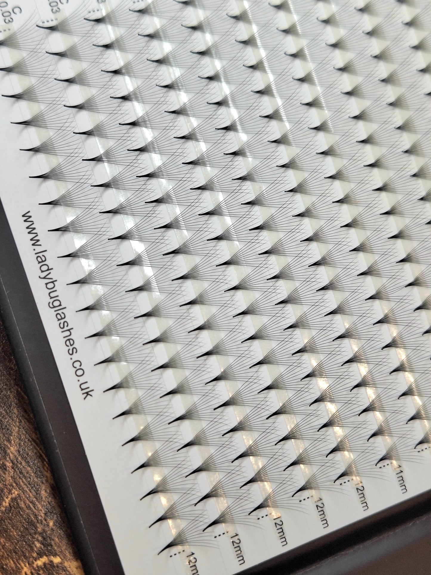 Platinum Promade Tray Ultra Black 920 Fans