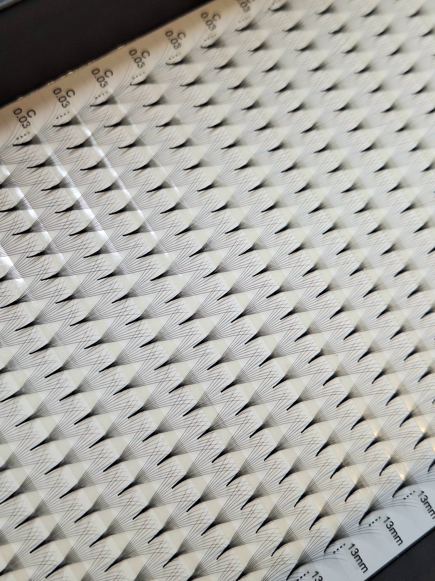 Platinum Promade Tray Ultra Black 920 Fans