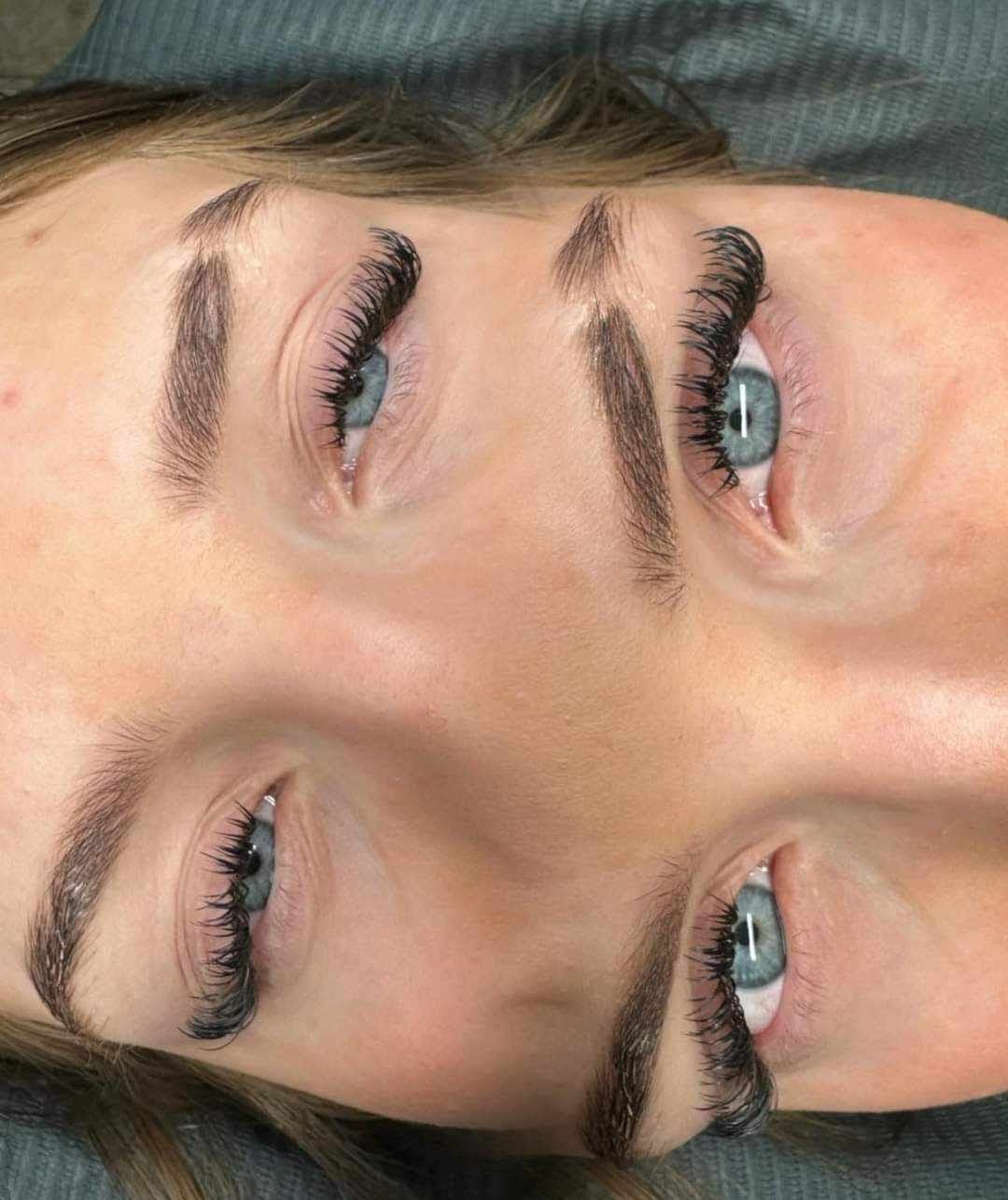 Wet Look Lash Mixed Tray